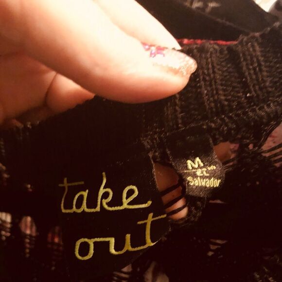 💥💥black peep hole cropped top💥💥 - Picture 4 of 4